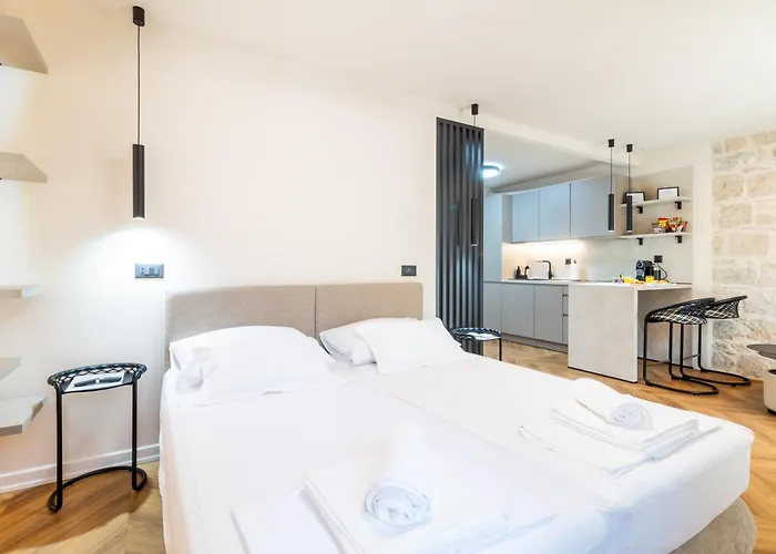 아파트 Centre In Stone House