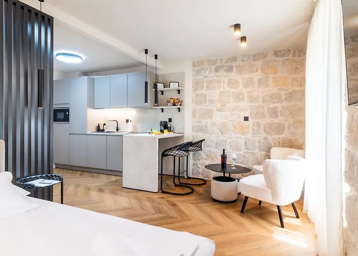 Centre In Stone House 아파트 스플리트